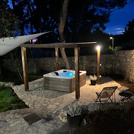 Lodge Pinus